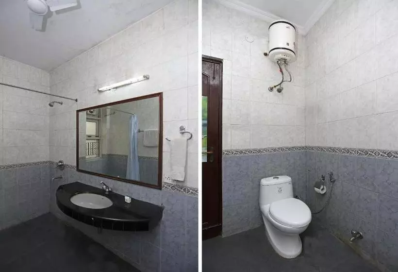 ホテル Oyo Rooms Sikanderpur Metro Dlf Phase 2