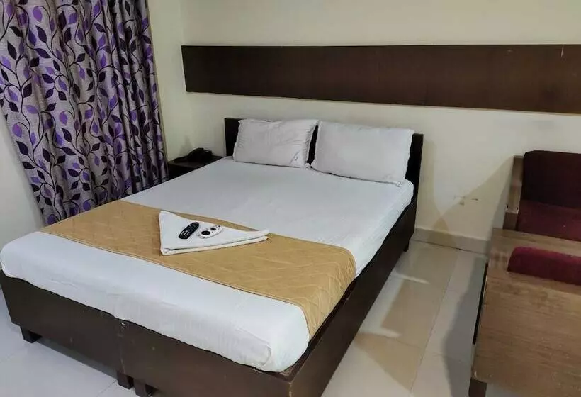 هتل Panasia Residency