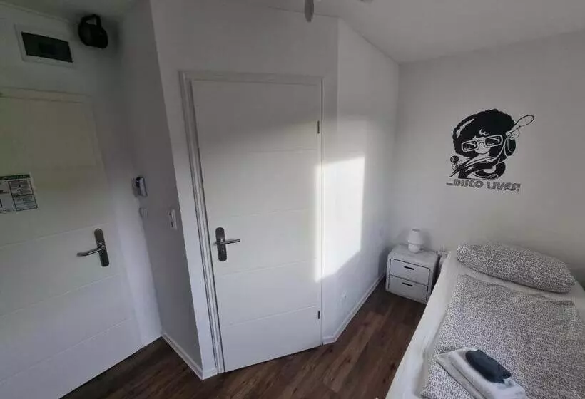 Отель Pension Zur Sonne 24/7