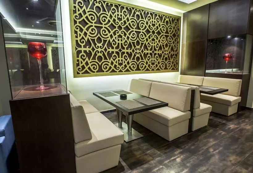 ホテル Royal Tulip Skikda