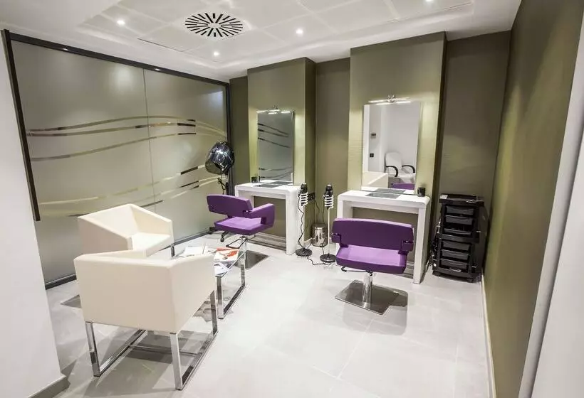 ホテル Royal Tulip Skikda