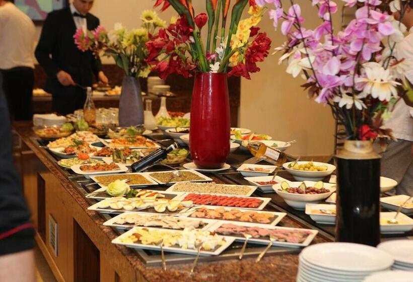 ホテル Royal Tulip Skikda