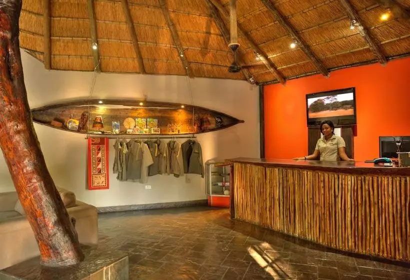 هتل Thamalakane River Lodge