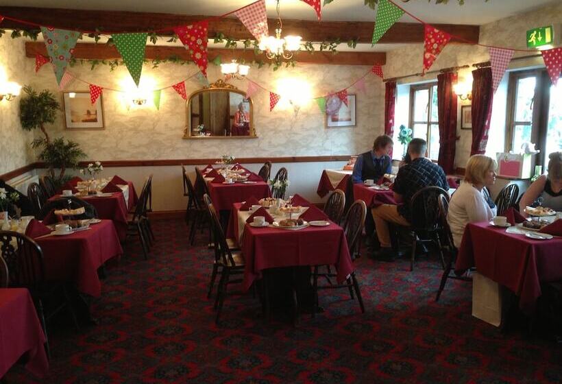 호텔 The Black Bull At Nateby