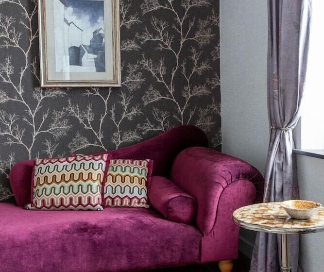 Hotel The Bull And Townhouse, Beaumaris  The Inn Collection Group