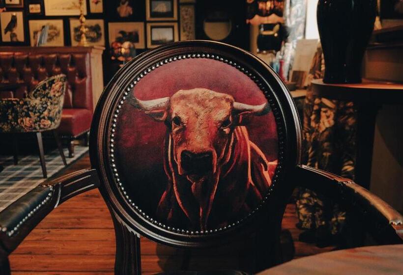 Hotel The Bull And Townhouse, Beaumaris  The Inn Collection Group