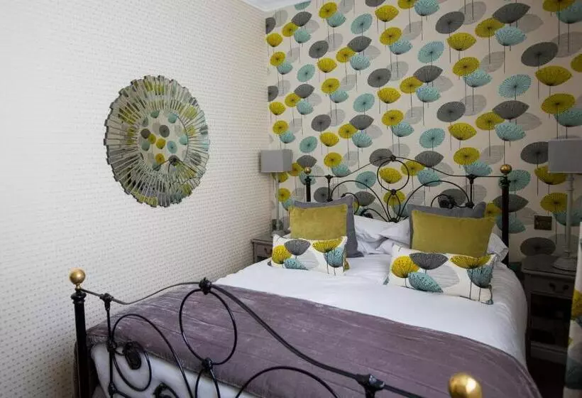 Hotel The Bull And Townhouse, Beaumaris The Inn Collection Group