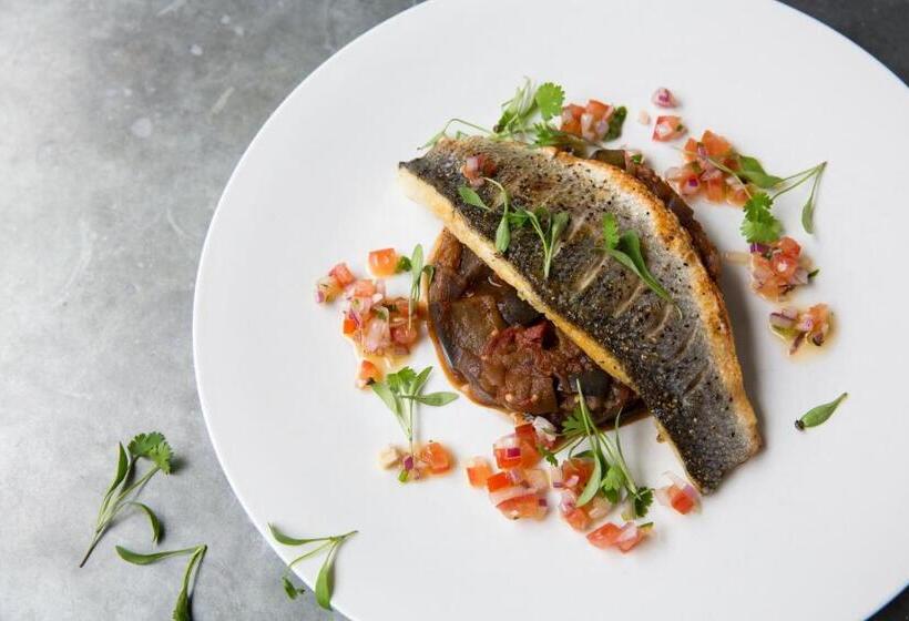 Hotel The Bull And Townhouse, Beaumaris  The Inn Collection Group