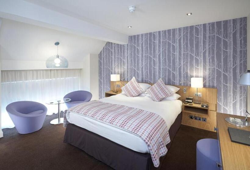 Hotel The Bull And Townhouse, Beaumaris  The Inn Collection Group