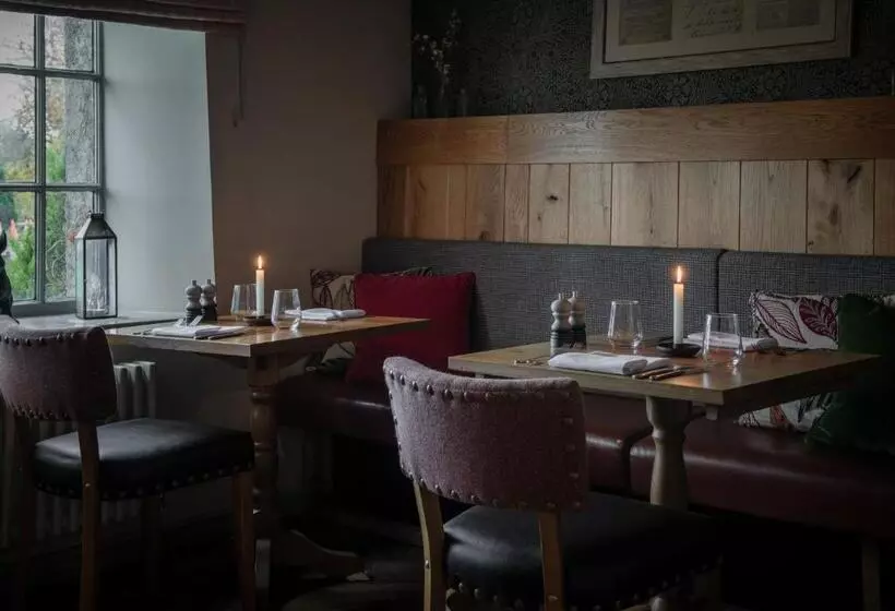 هتل The Lister Arms