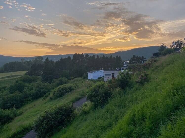 فندق على الطريق Auberge De Nos Aieux