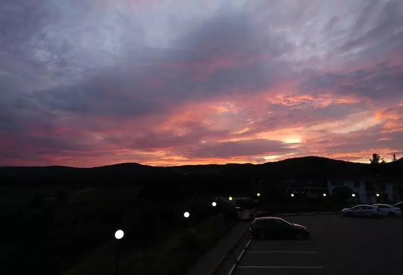 Motelli Auberge De Nos Aieux