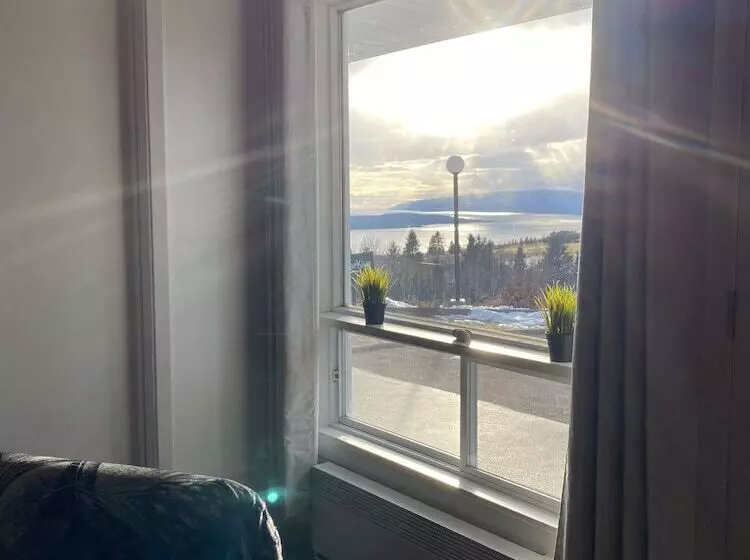 Motelli Auberge De Nos Aieux