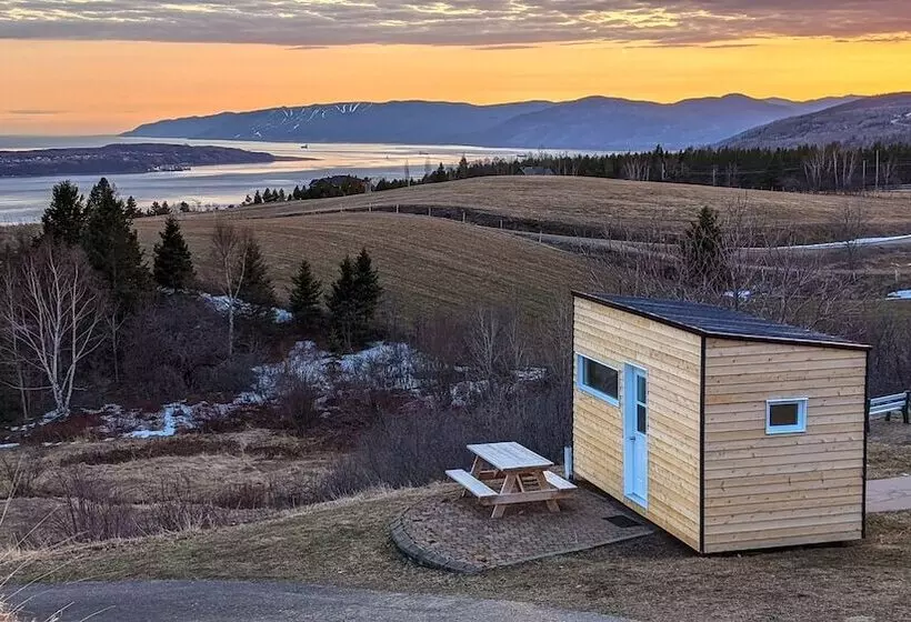 Motelli Auberge De Nos Aieux