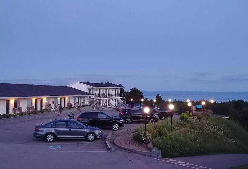 Motelli Auberge De Nos Aieux