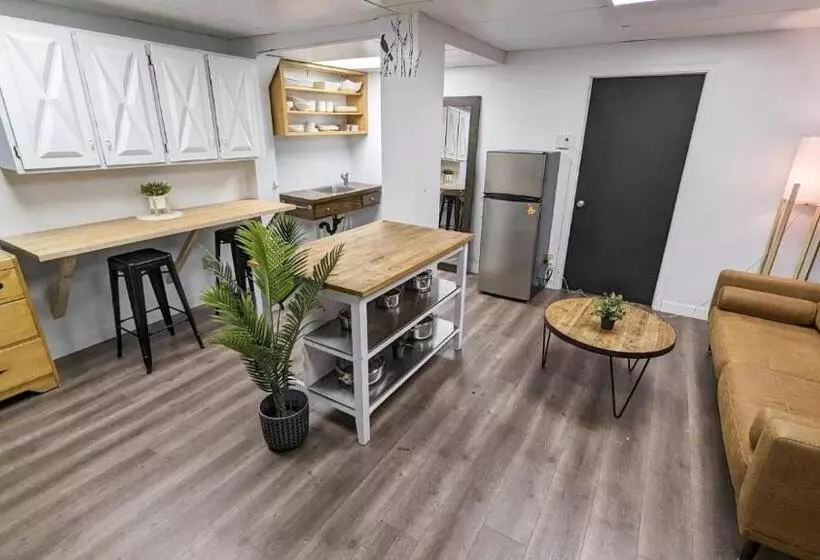 Motelli Auberge De Nos Aieux