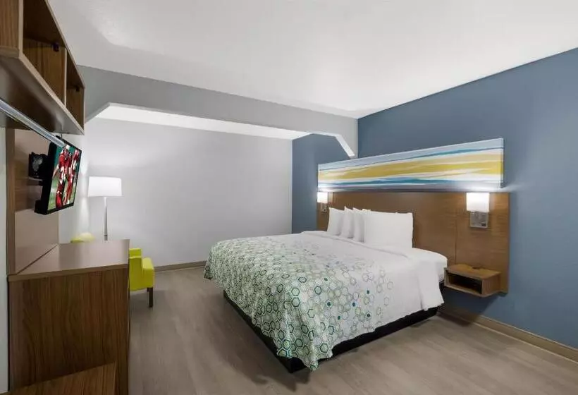 汽车旅馆  Hometowne Studios By Red Roof Orange, Tx