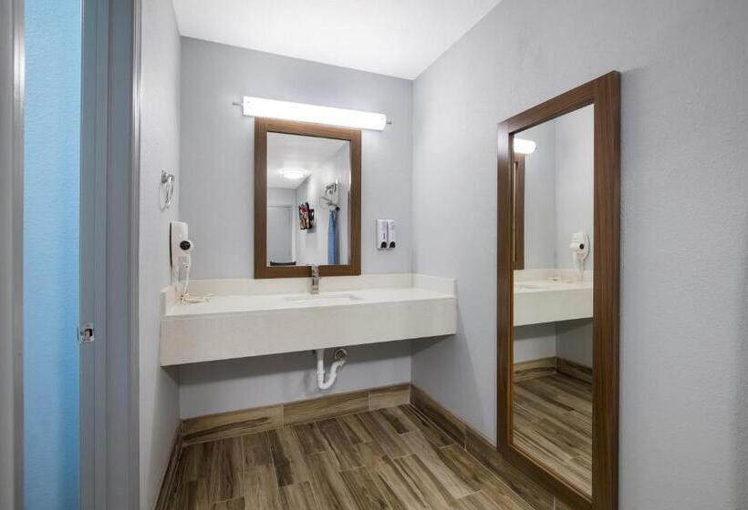 汽车旅馆  Hometowne Studios By Red Roof Orange, Tx