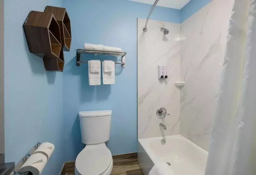 汽车旅馆  Hometowne Studios By Red Roof Orange, Tx