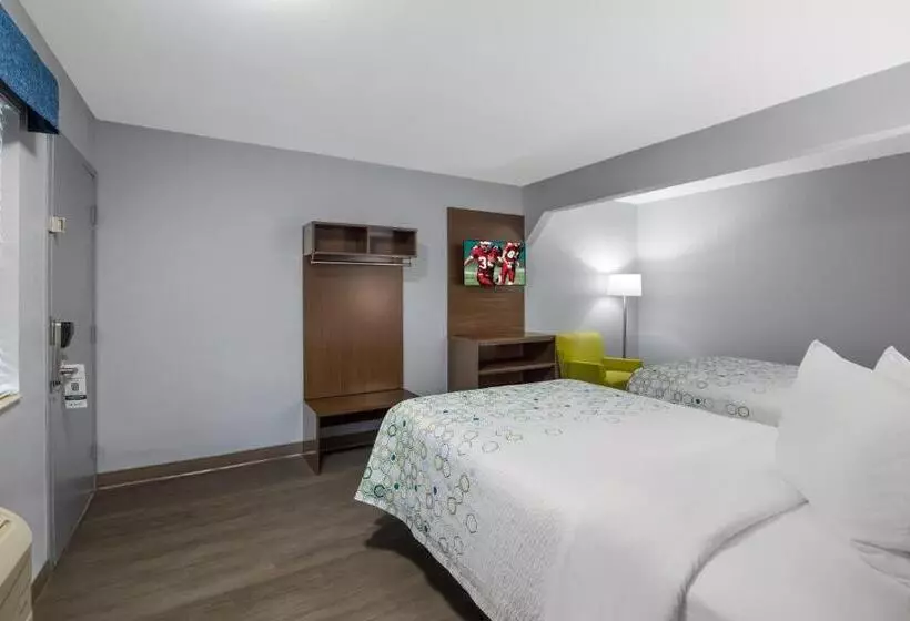 汽车旅馆  Hometowne Studios By Red Roof Orange, Tx