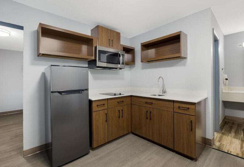 汽车旅馆  Hometowne Studios By Red Roof Orange, Tx