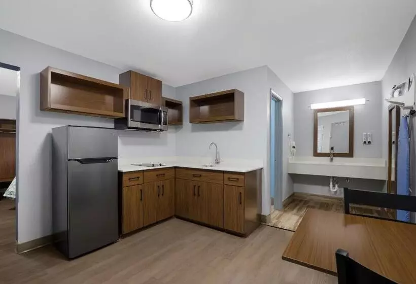 汽车旅馆  Hometowne Studios By Red Roof Orange, Tx