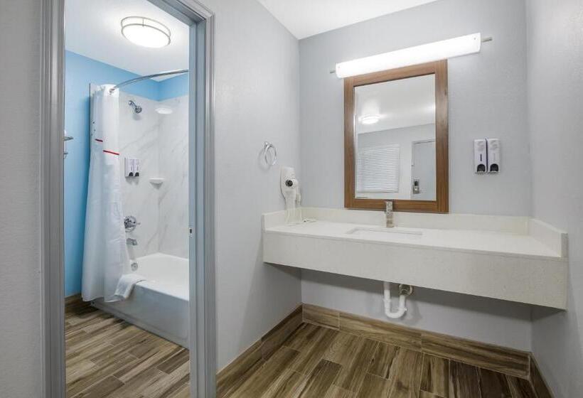 汽车旅馆  Hometowne Studios By Red Roof Orange, Tx