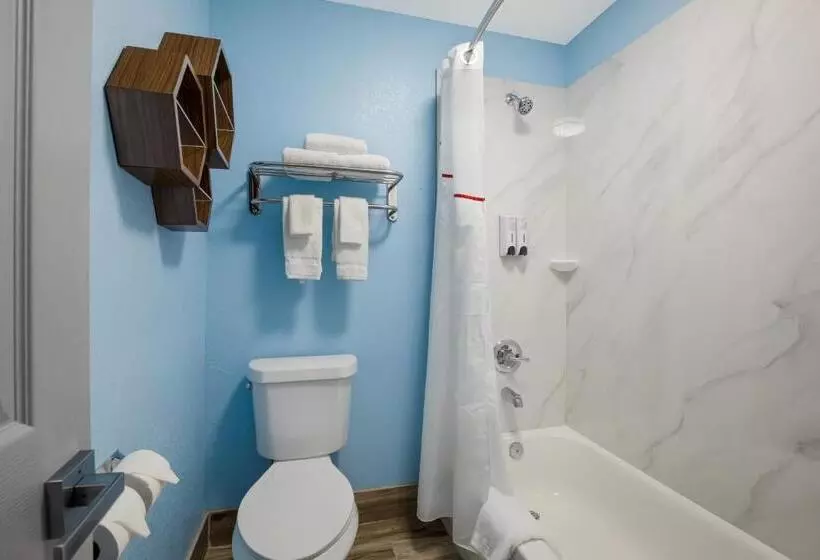 汽车旅馆  Hometowne Studios By Red Roof Orange, Tx