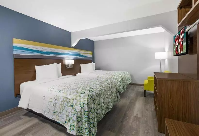 汽车旅馆  Hometowne Studios By Red Roof Orange, Tx