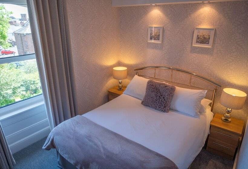 بنسيون Albany House