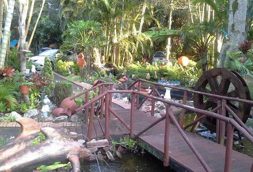 بنسيون La Rochelle Inn