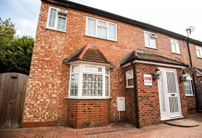 Majatalo OYO Vale Lodge