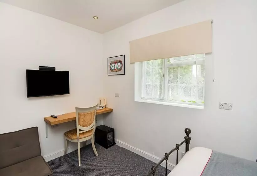 Majatalo OYO Vale Lodge