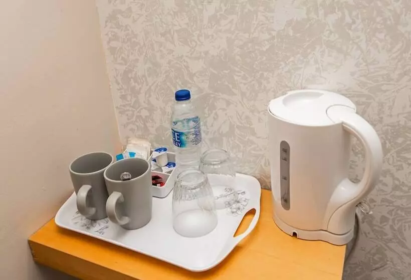 Majatalo OYO Vale Lodge