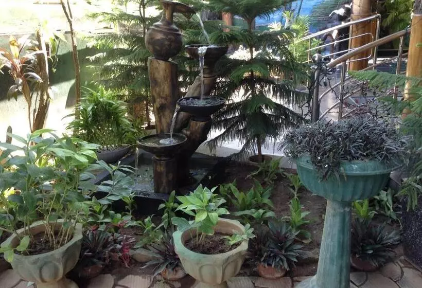 Sunshine Hotel & Hall