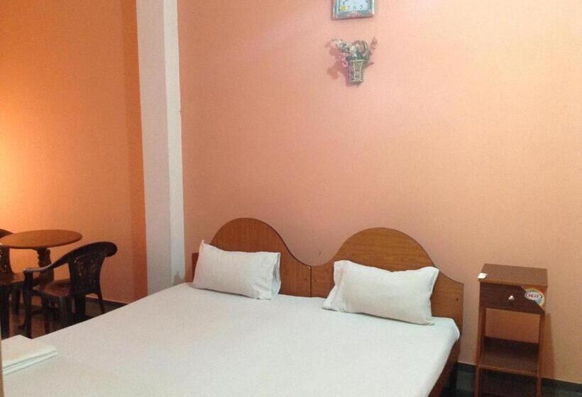 Sunshine Hotel & Hall