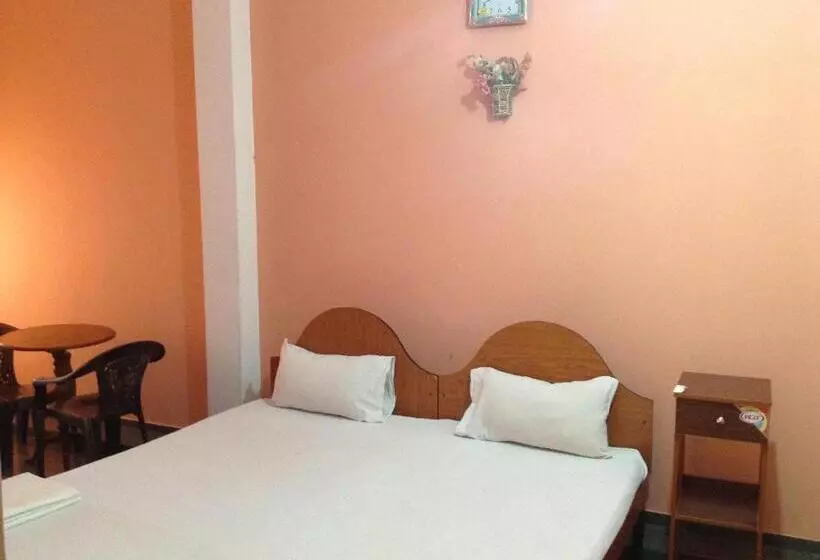 Sunshine Hotel & Hall