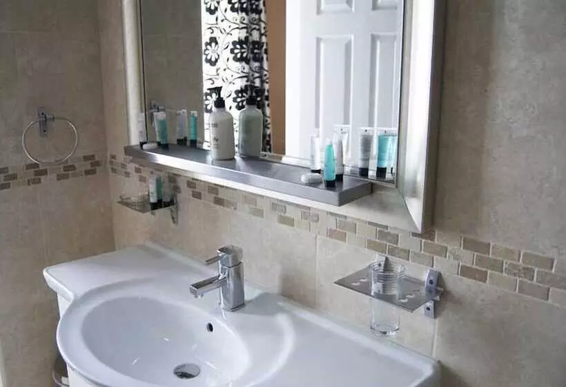 Villaggio Hotel & Restaurant