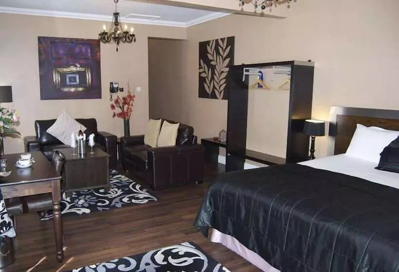 Villaggio Hotel & Restaurant