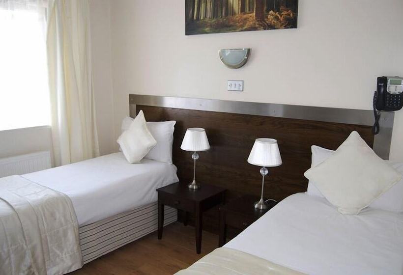 Villaggio Hotel & Restaurant