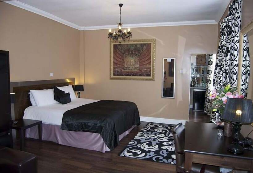 Villaggio Hotel & Restaurant