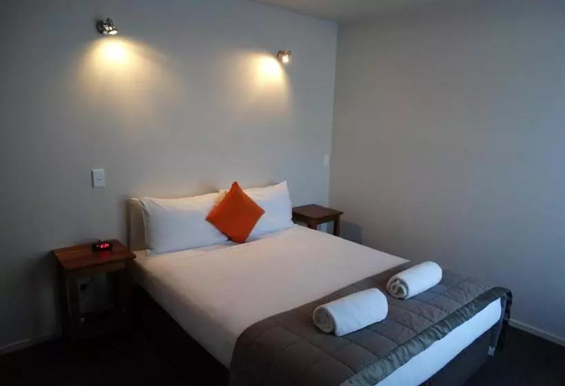 Alpine Glacier Motel