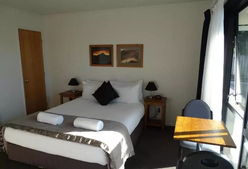 Alpine Glacier Motel