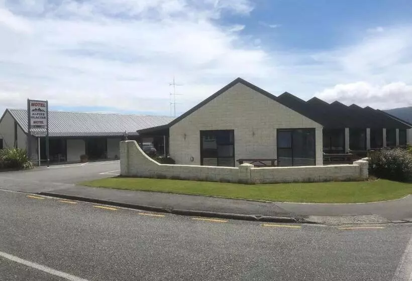 Alpine Glacier Motel