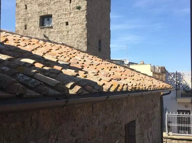 تختخواب و صبحانه Al Cardinale