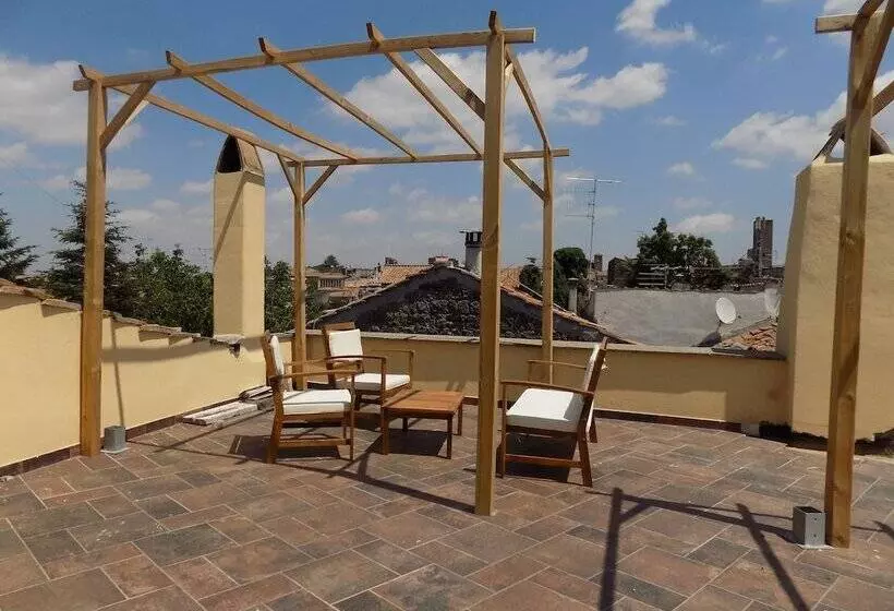 تختخواب و صبحانه Al Cardinale