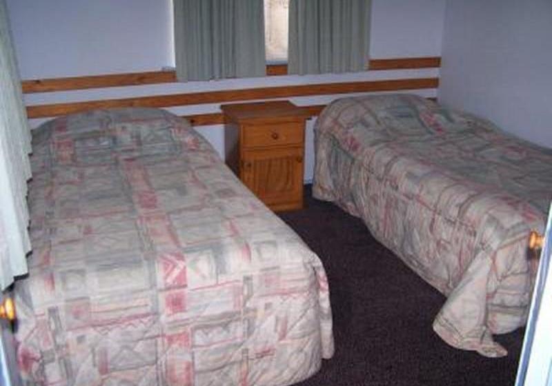 Bermuda Breezes Motel