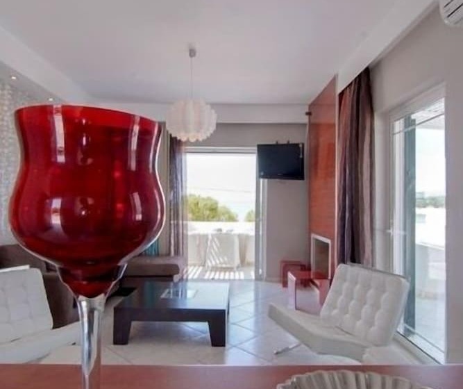 Epavlis Beach Resort