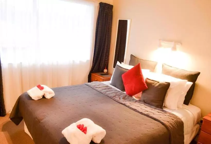 هتل Aspen On King