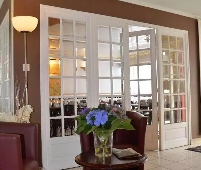 Brit Hotel Cherbourg